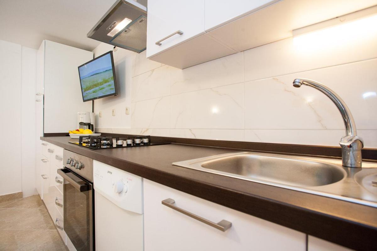 Apartments Melita 克尔克 外观 照片